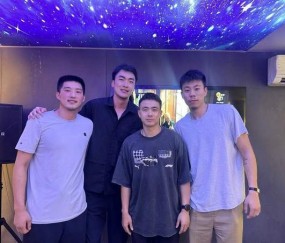 CBA新消息，张镇麟抵达上海，李晓旭转型辅佐杨鸣 多队争夺萨姆纳